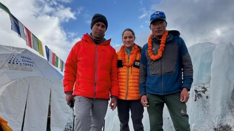 Baljeet Kaur Climbed  Mount Everest