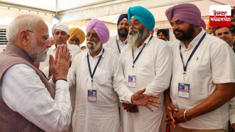 Prime Minister Modi meets flood-affected families
