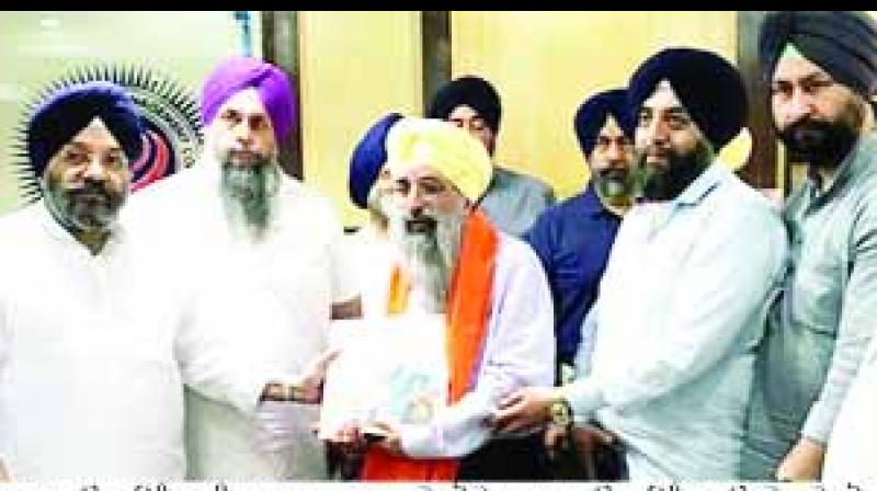 Honoring Ranjit Singh by Manjit Singh GK and Others 