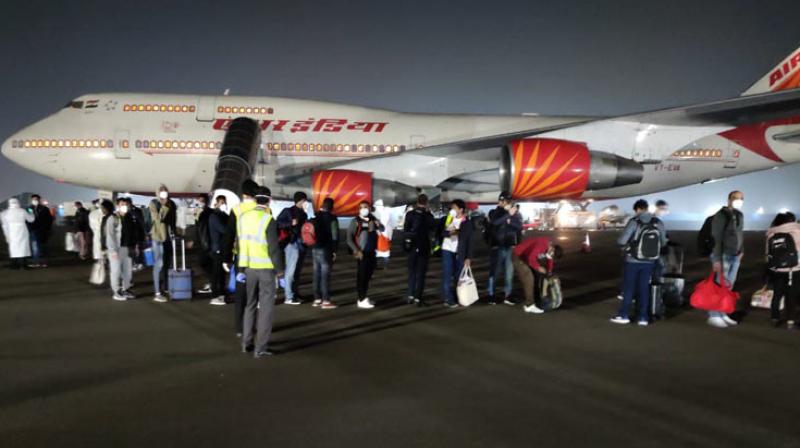 Terrible collision of the airindia plane with the tractor pune airport News