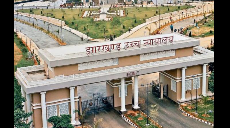  Justice stuck in traffic jam