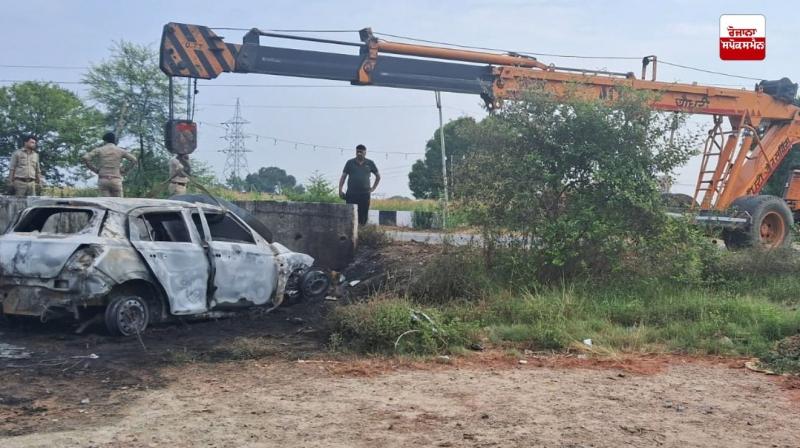 Car catches fire in UP's Bulandshahr News