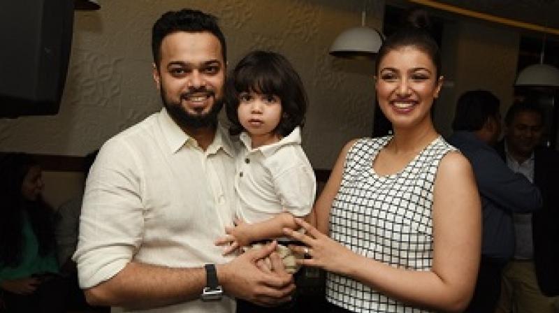 Ayesha Takia family