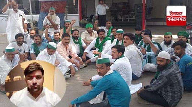 Rs 5 lakh reward announced for Rakesh Tikait's beheading