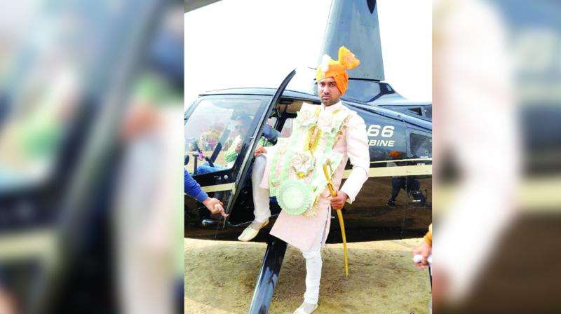 Groom Hires Helicopter for Baraat