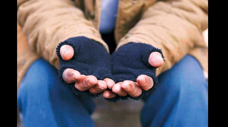 online beggar in uae makes 35 lakhs in 17 days