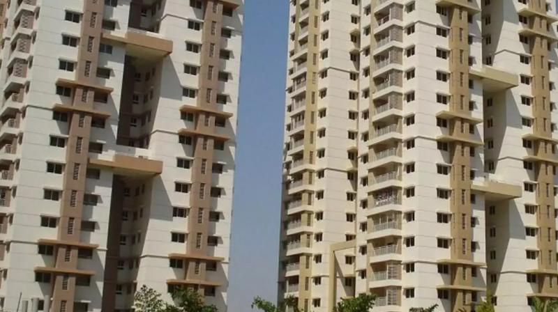 Delhi News: Making a reel in light rain is expensive for the girl!