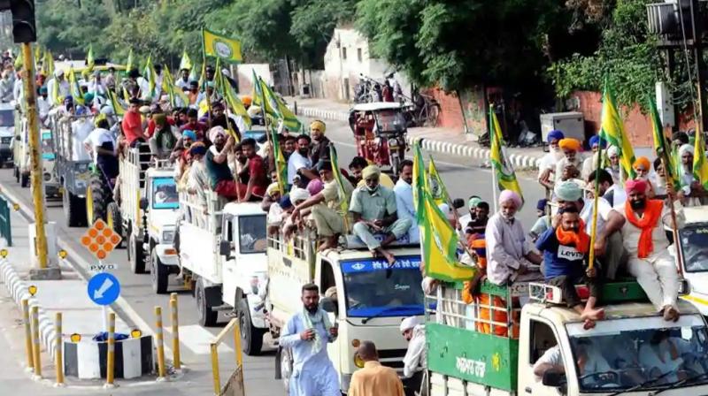 Farmer protest toll plaza 