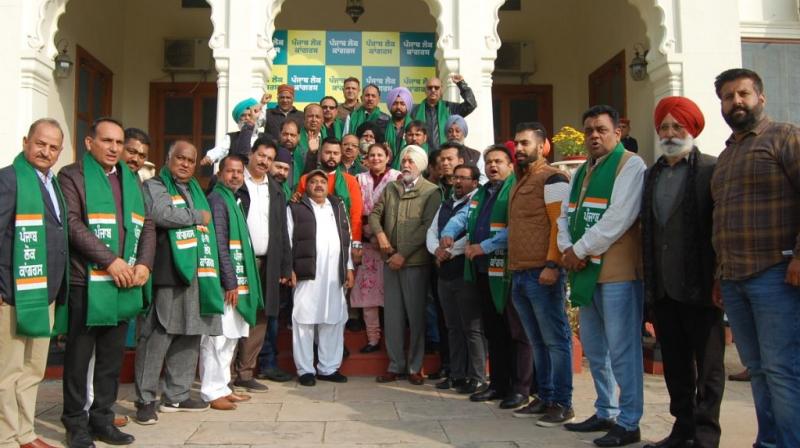 22 Patiala MCs & other senior Patiala Congress leaders join Punjab Lok Congress