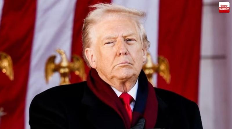 Donald Trump imposes sanctions on 32 companies from 7 countries