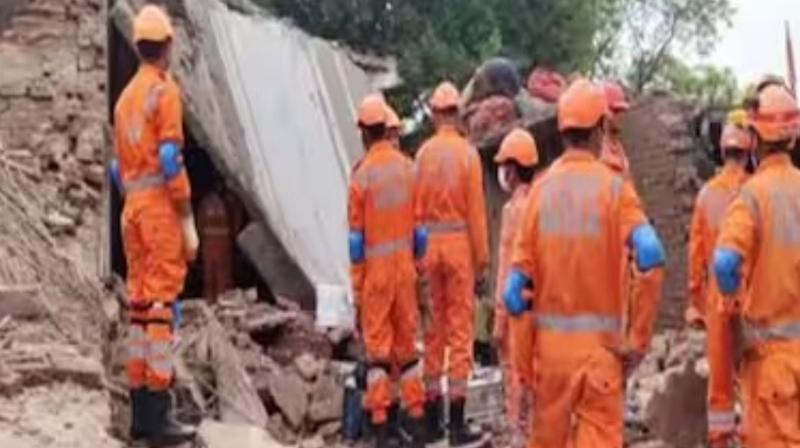 Uttar Pradesh: Explosion in firecracker factory, 5 people died, 11 injured