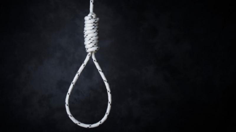 IAS Officer's wife committed suicide 