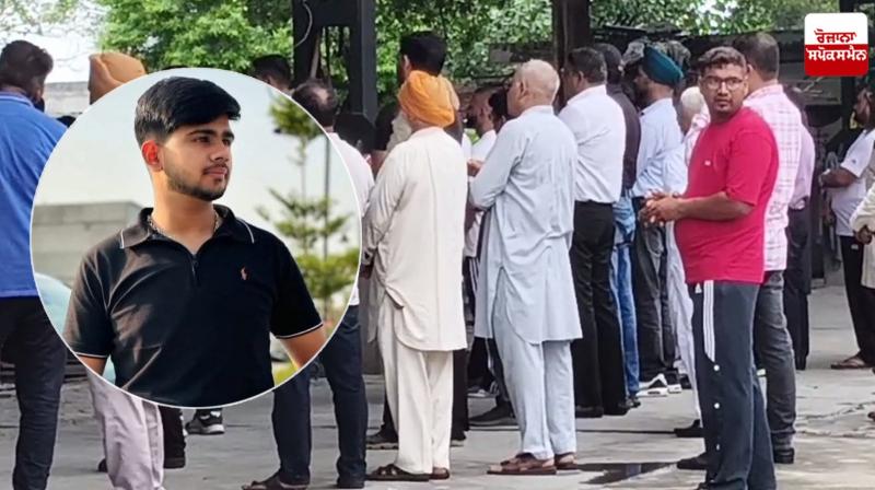 Sister ties Rakhi and decorates brother who arrived from Moscow in coffin