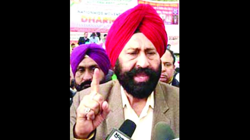 ਡੀਪੂ ਹੋਲਡਰਾਂ ਪ੍ਰਤੀ ਸਰਕਾਰ ਵਲੋਂ ਅਪਣਾਈ ਜਾ ਰਹੀ ਦੋਹਰੀ ਨੀਤੀ ਨਾ-ਬਰਦਾਸ਼ਤਯੋਗ : ਸਿੱਧੂ