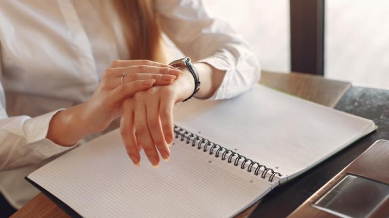 Centre warns of action against employees who reach office late