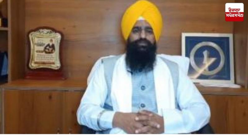 By repeatedly crowning Jathedar Gargajj, the Panth is being told to accept the Jathedar as the Jathedar