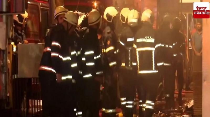 Massive fire breaks out at Bata showroom in Mumbai's Crawford Market