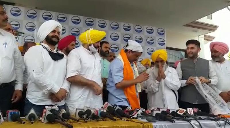  former Minister Seva Singh Sekhwan join Aam Aadmi Party 