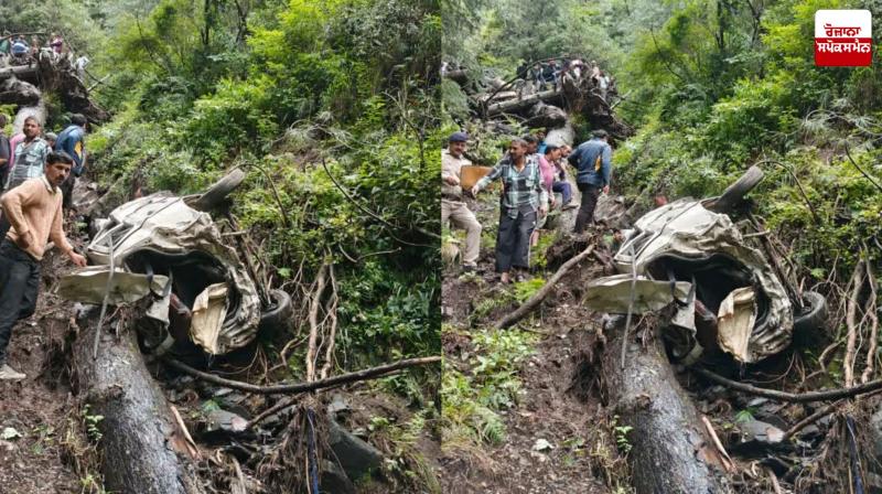 Car falls into 300-meter deep gorge in Himachal