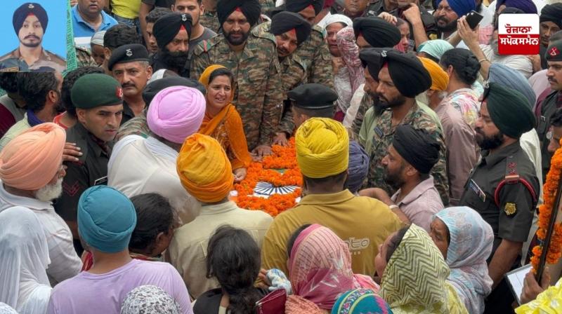 ਲੱਦਾਖ ‘ਚ ਸ਼ਹੀਦ ਹੋਏ ਨਾਇਕ ਦਲਜੀਤ ਸਿੰਘ ਦੀ ਮ੍ਰਿਤਕ ਦੇਹ ਪਹੁੰਚੀ ਪਿੰਡ ਸ਼ਮਸ਼ੇਰਪੁਰ