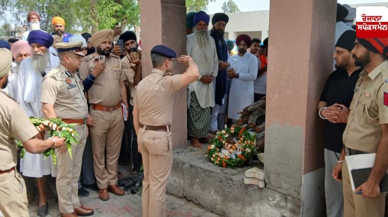 DGP Gaurav Yadav pays tributes at the funeral of martyred SI Charanjit Singh