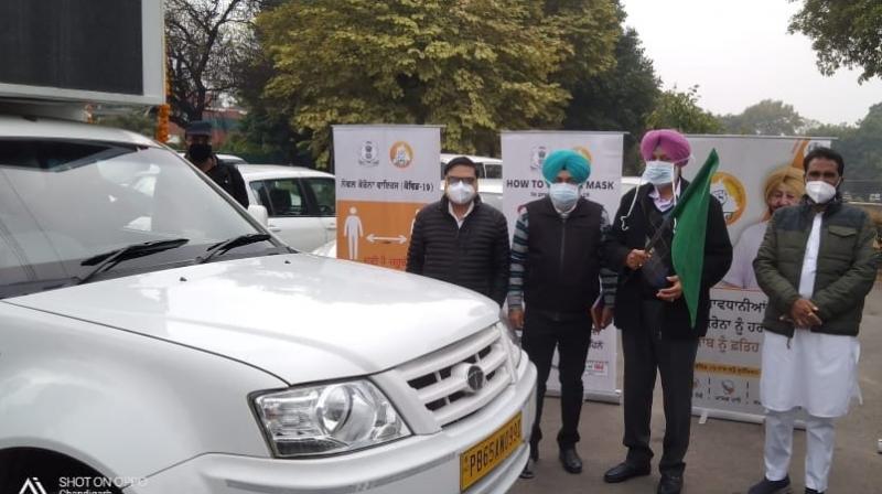  Balbir Sidhu flags off 4 LED Vans under Mission Fateh