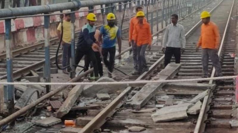  Major bridge accident in Maharashtra