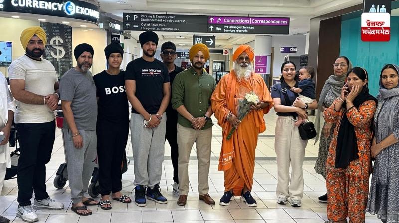ਸੰਤ ਸੀਚੇਵਾਲ ਵਿਸ਼ਵ ਪੰਜਾਬੀ ਕਾਨਫਰੰਸ ਵਿੱਚ ਹਿੱਸਾ ਲੈਣ ਲਈ ਕੈਨੇਡਾ ਪਹੁੰਚੇ