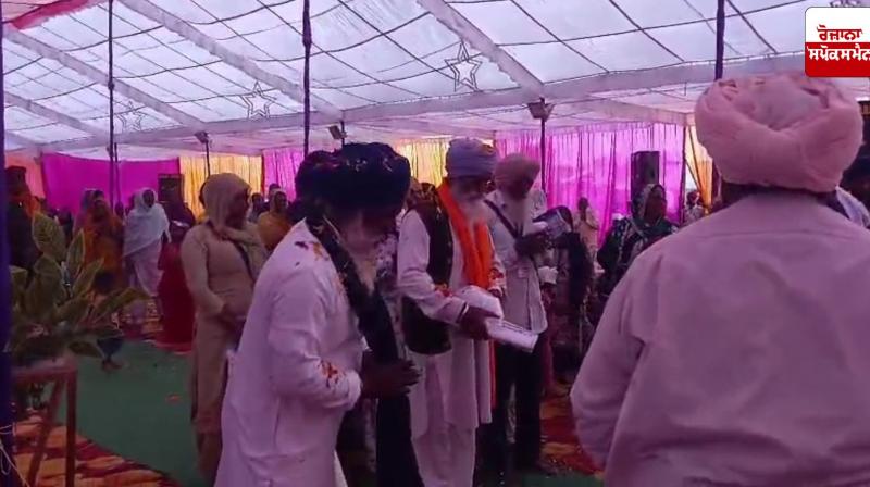 25 families return to Sikhism on the occasion of 350th martyrdom anniversary in Tatarganj