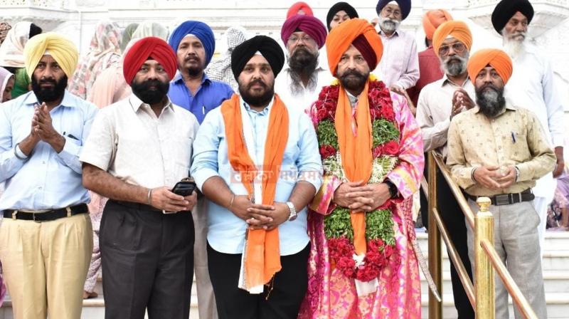  Dr. Vijay Satbir Singh assumed the position as the chief administrator of Takht Sri Hazur Sahib Nanded