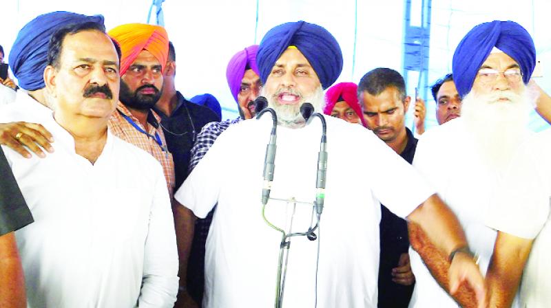 Sukhbir Singh Badal addressing the workers meeting