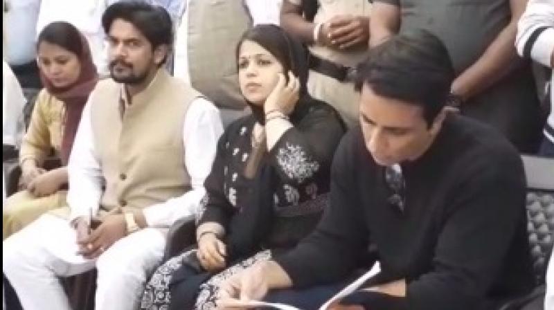  Sonu Sood with her sister visited various villages in Moga 