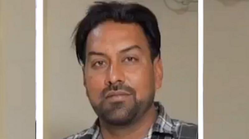 Khana Bus Conductor Death News 