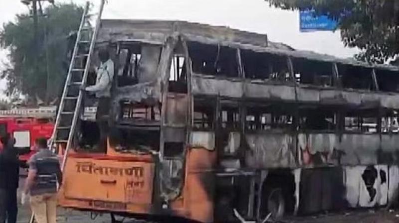 A painful road accident in Maharashtra, 11 died, 38 injured