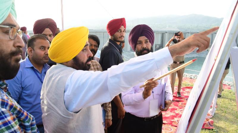 CM announces to develop area around Ranjit Sagar Dam especially Dhar Kalan block as ideal tourist destination