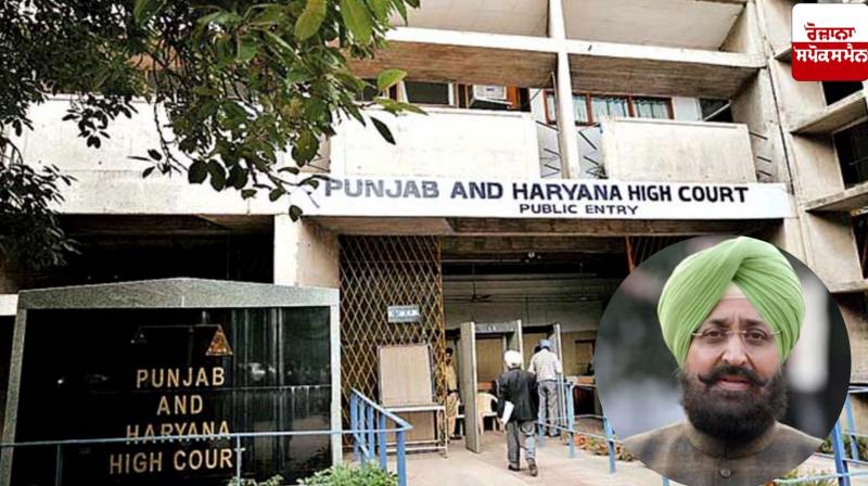High Court stays SC Commission's notice to Pratap Bajwa