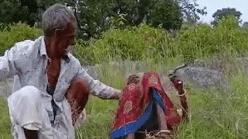 Calling himself God, a person killed an elderly woman, punched her in the chest