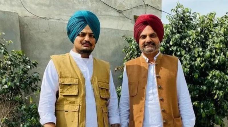 Sidhu Moosewala with his Father