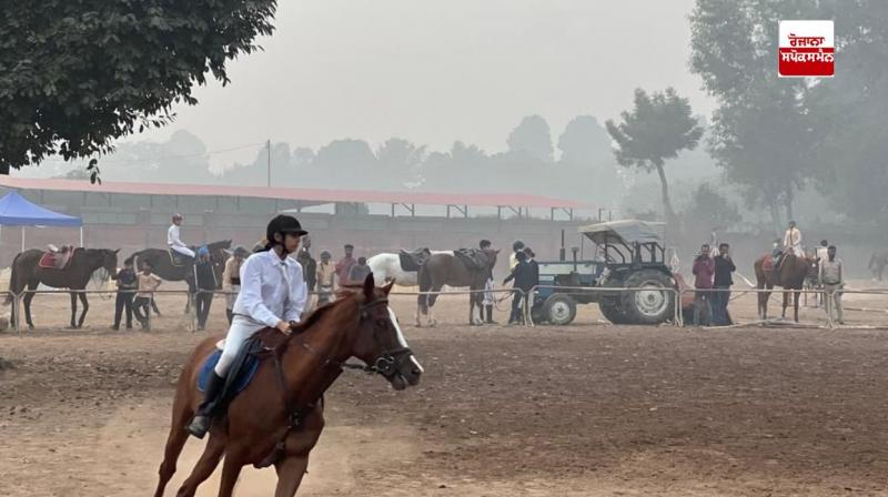 ਘੋੜ ਸਵਾਰ ਸੁਹਾਵਾ, ਜਿਸ ਨੇ 13 ਸਾਲ ਦੀ ਉਮਰ ਵਿੱਚ ਅੱਜ ਪਹਿਲੀ ਵਾਰ ਮੋਹਾਲੀ ਵਿੱਚ “ਨੈਸ਼ਨਲ ਕੁਆਲੀਫਾਇਰ” ਨੂੰ ਪਾਰ ਕੀਤਾ।