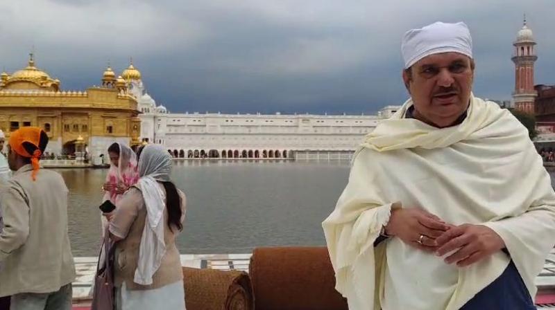  ਬਾਲੀਵੁੱਡ ਐਕਟਰ ਰਜਾ ਮੁਰਾਦ ਸੱਚਖੰਡ ਸ੍ਰੀ ਦਰਬਾਰ ਸਾਹਿਬ ਵਿਖੇ ਹੋਏ ਨਤਮਸਤਕ