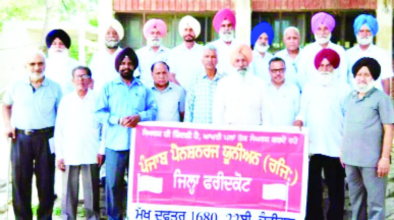 Punjab Pensions Union Protesting