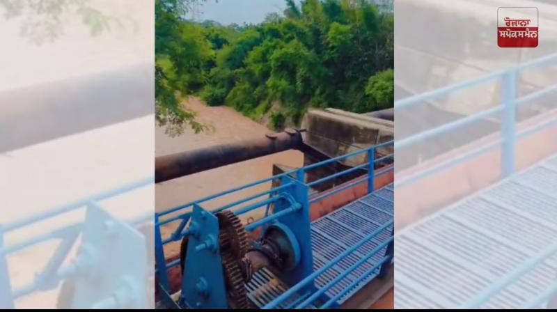 ਸੁਖਨਾ ਝੀਲ ਦੇ ਫਲੱਡ ਗੇਟ ਖੋਲ੍ਹੇ, ਪਾਣੀ ਦਾ ਪੱਧਰ 1163 ਫੁੱਟ ਤੱਕ ਪਹੁੰਚਿਆ