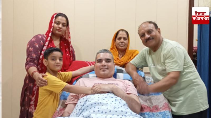Disabled Punjabi youth Sunil reaches his parents thanks to the efforts of Indian Consulate General Milan