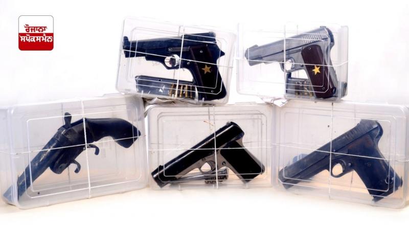 ਮੁਲਜ਼ਮਾਂ ਕੋਲੋਂ ਬਰਾਮਦ ਹੋਏ ਹਥਿਆਰ 