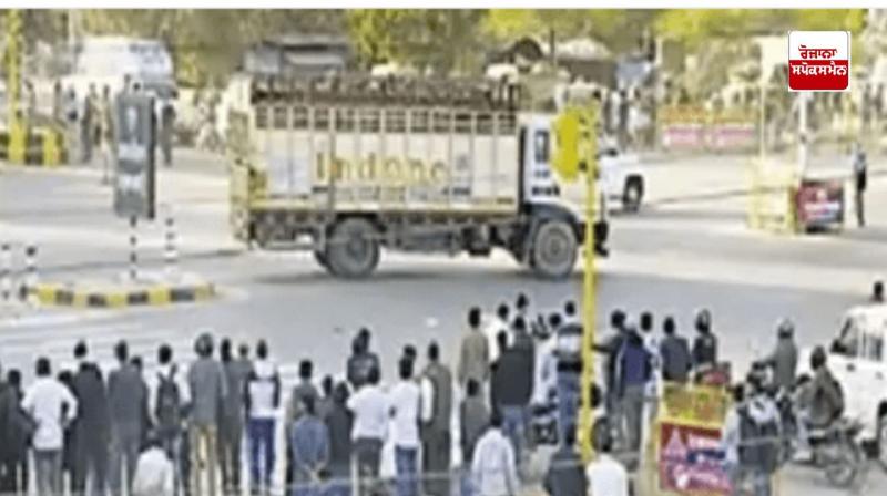 Failure in the security of the Vice President, a truck full of cylinders rammed into the caravan