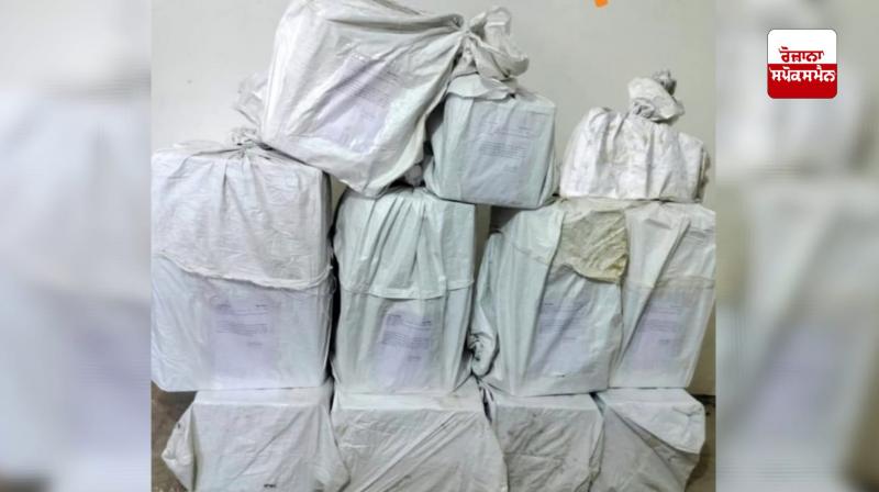  ਫਾਜ਼ਿਲਕਾ ’ਚ CIA ਸਟਾਫ਼ ਅਤੇ ਪੁਲਿਸ ਨੇ ਪਿੰਡ ਥੇਹ ਕਲੰਦਰ ’ਚ ਇੱਕ ਮੁਲਜ਼ਮ ਦੇ ਟਿਕਾਣੇ ’ਤੇ ਕੀਤੀ ਛਾਪੇਮਾਰੀ