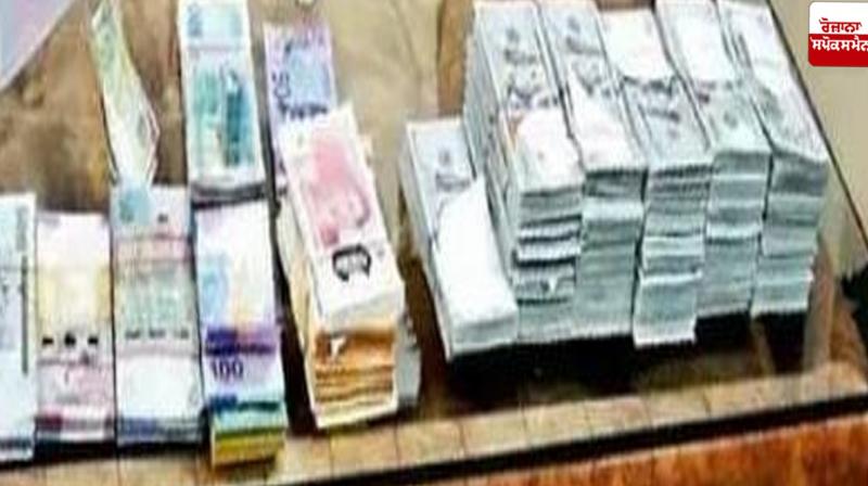 Foreign currency worth Rs 2.66 crore seized while being transported from Amritsar airport to Dubai