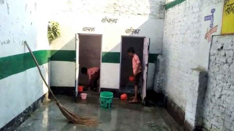  Video of students cleaning toilets viral