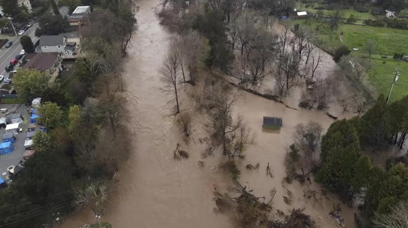 3.4 million people in California at risk of flooding: more than 15 deaths so far