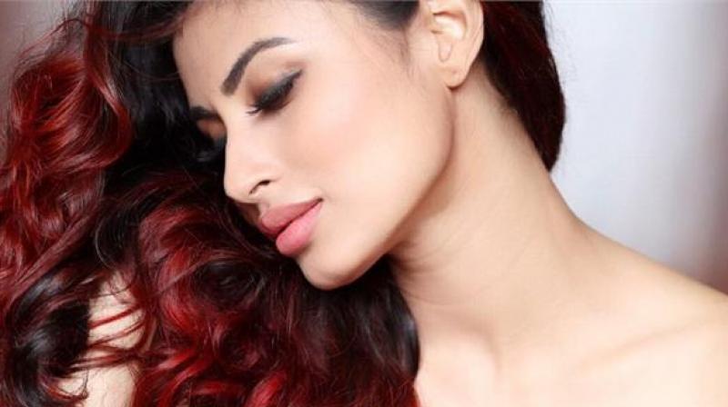 Mouni Roy 